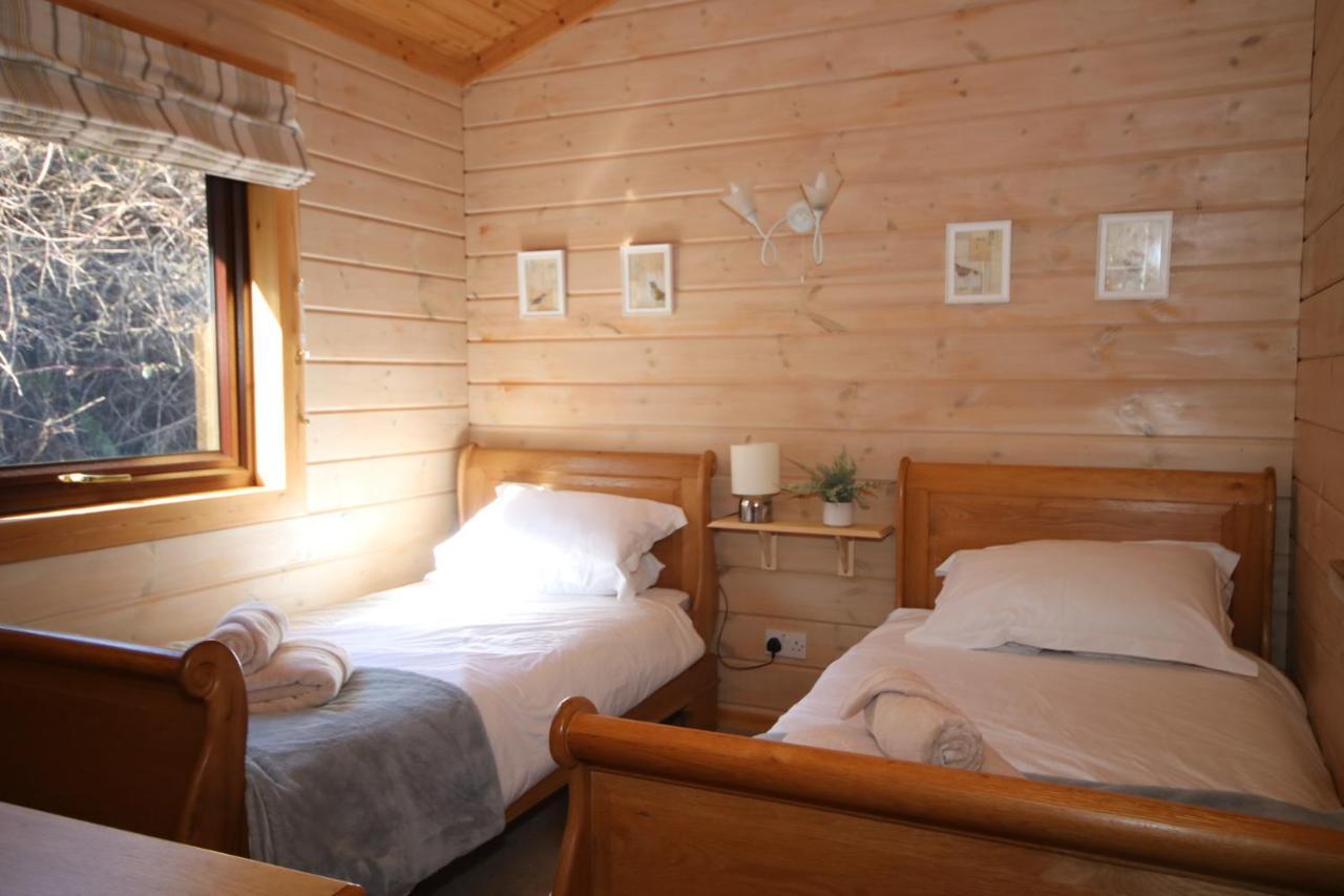 Hartland Hideaway Lodge Woolfardisworthy  Exteriör bild